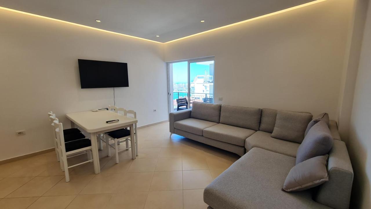 Sea And City View Apartment Sarande Ngoại thất bức ảnh