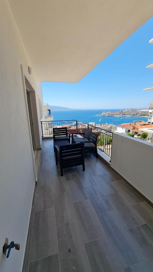 Sea And City View Apartment Sarande Ngoại thất bức ảnh