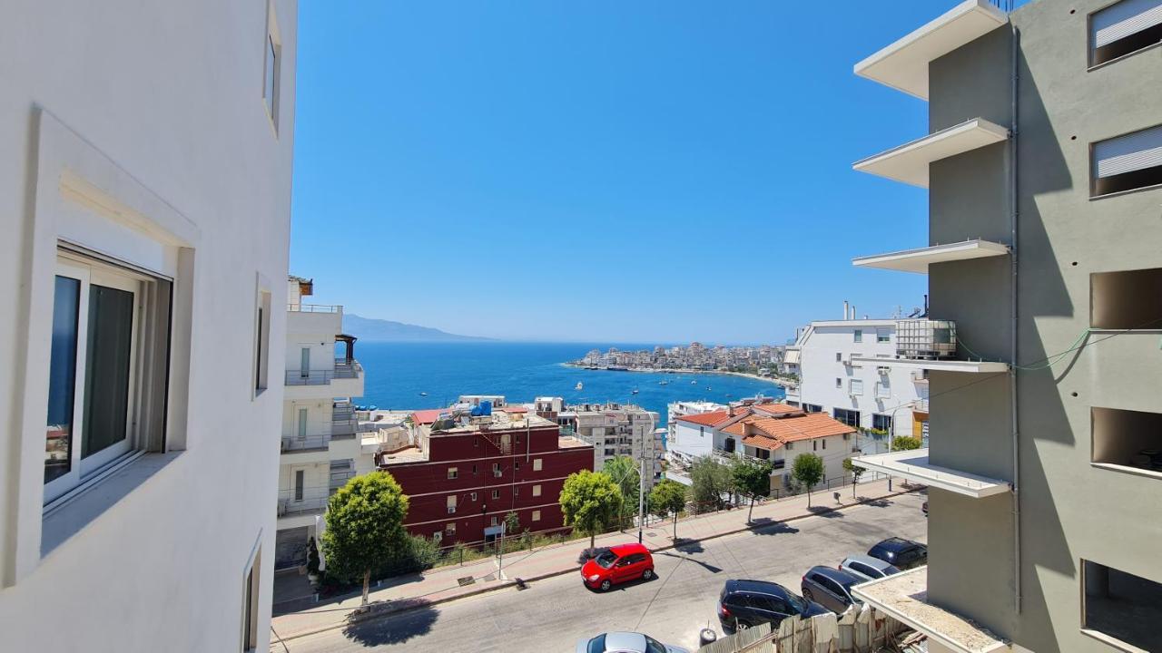 Sea And City View Apartment Sarande Ngoại thất bức ảnh